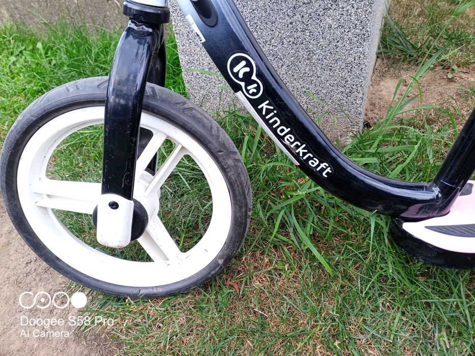 Rowerek biegowy kinderkraft