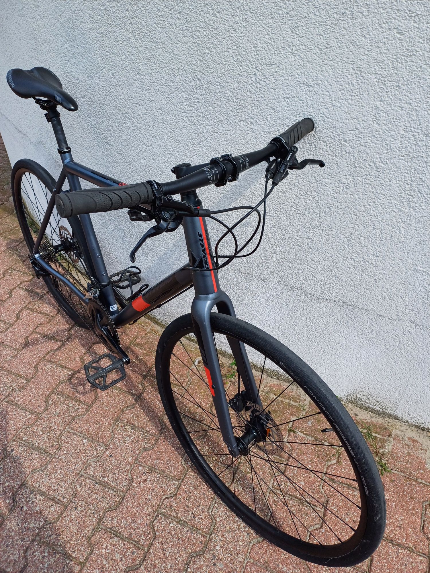 Stevens STRADA 800