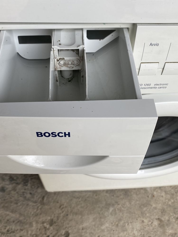 Стиральна машина Bosch