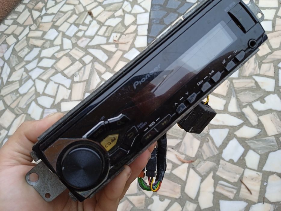 Radio Pioneer entrada USB/ colunas ovais 240watts