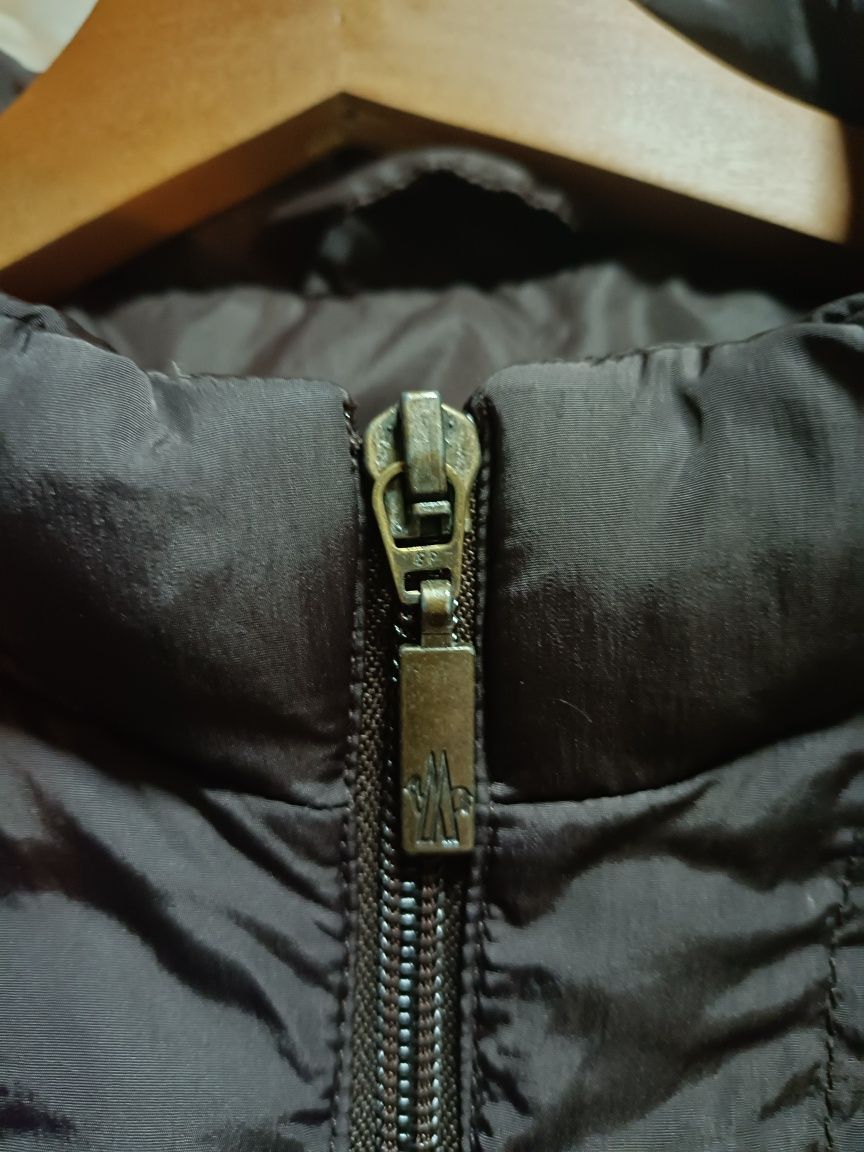 Kurtka puchowa Moncler