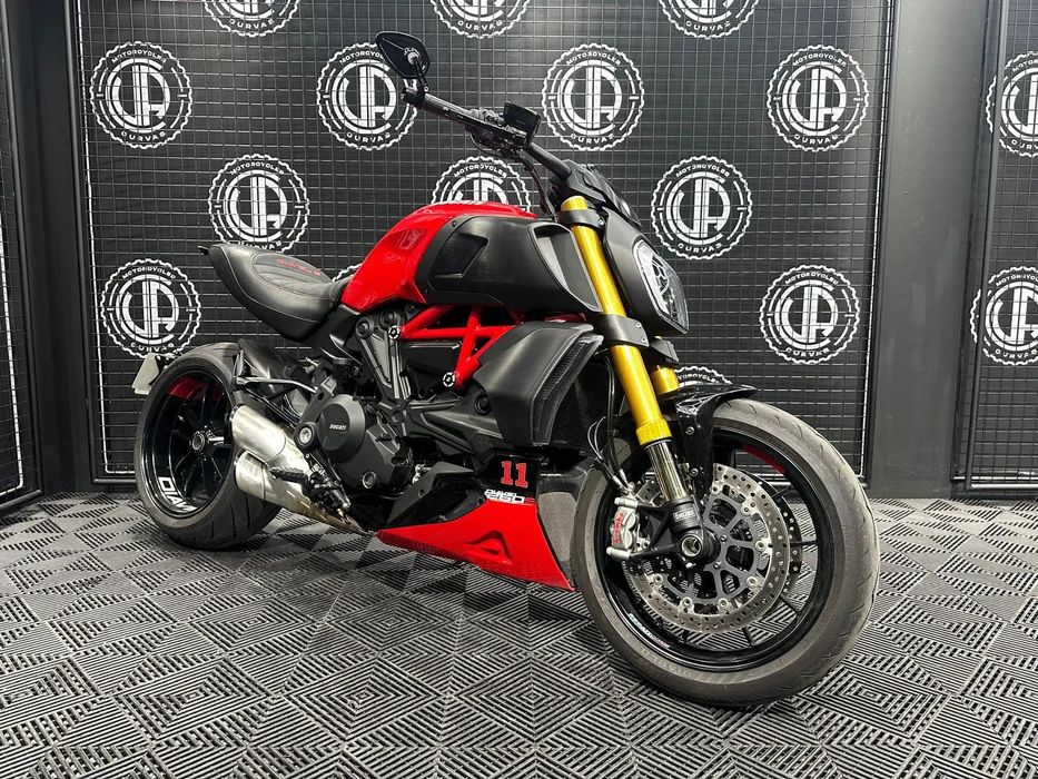 Ducati Diavel 1260S