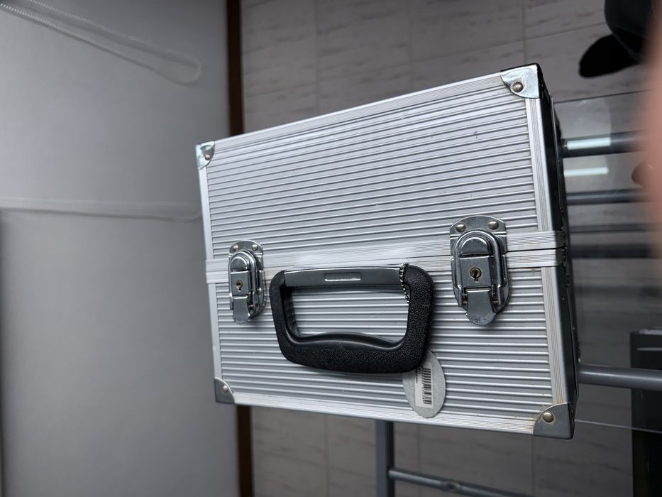 Mala de maquilhagem NOVA