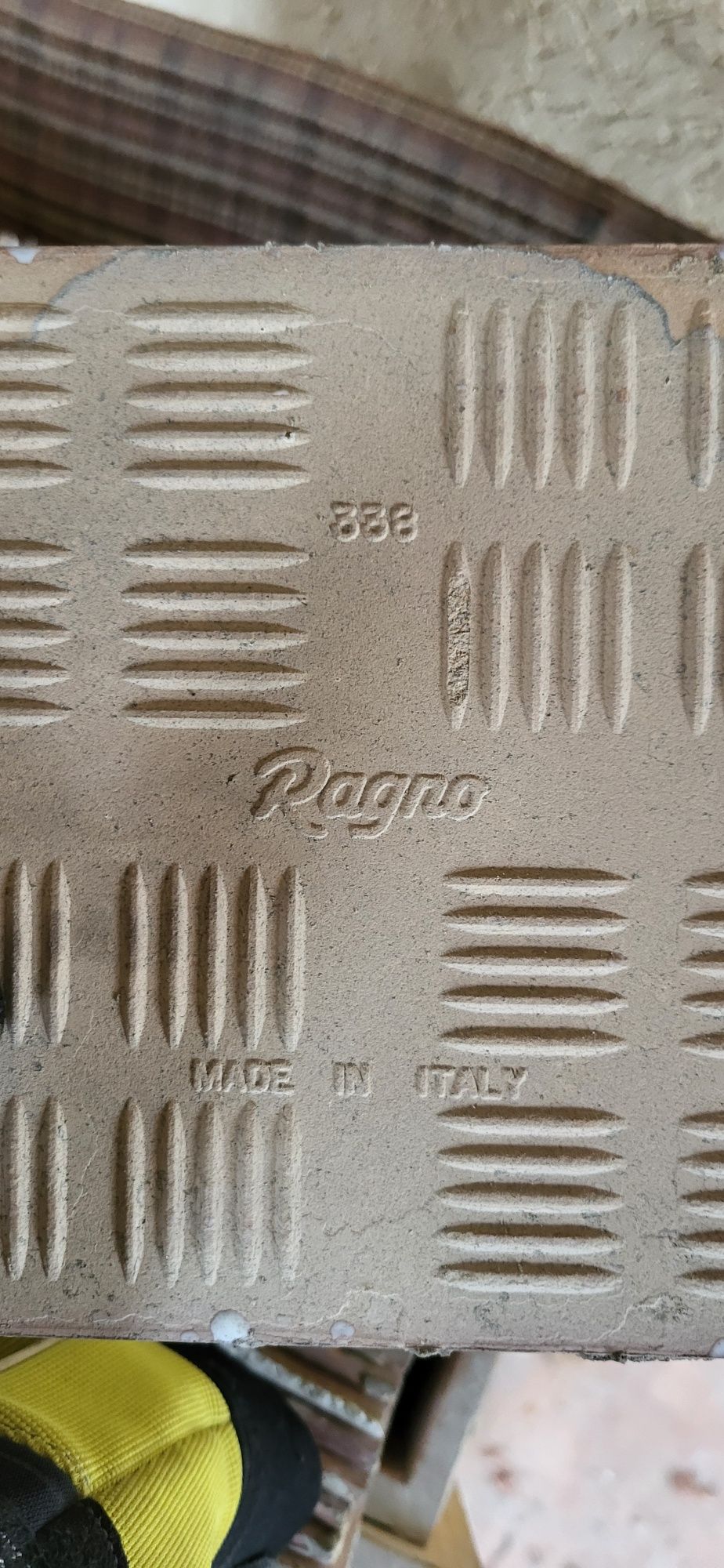 Włoskie kafelki ozdobne rustykalne Ragno
