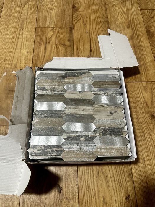 15szt. Panel ścienny samoprzylepny dekoracyjny PCV Wood Silver Fllow