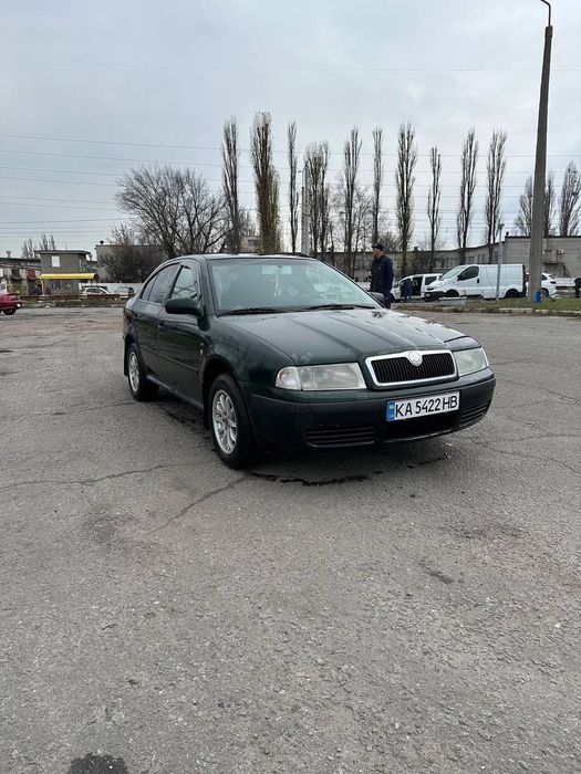 Продам Шкоду Октавию 2.0 газ/бензин