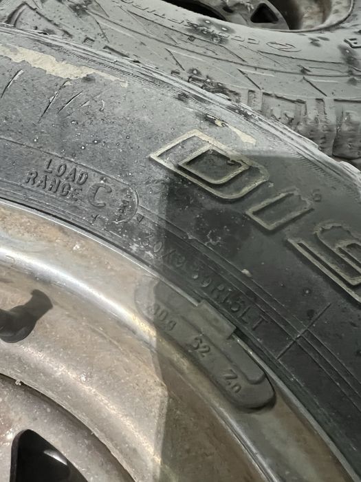 Conjunto 4 jantes15 com pneus cooper 30x9.5x15