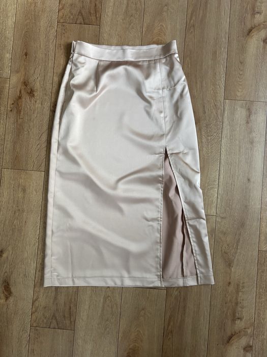 Спідниця атласна ніжно рожева