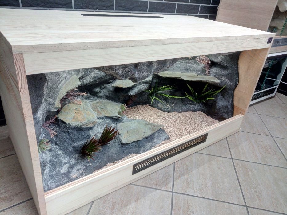 Terrarium pustynne nr59 drewniane- sosna 120/60/60 na zamówienie