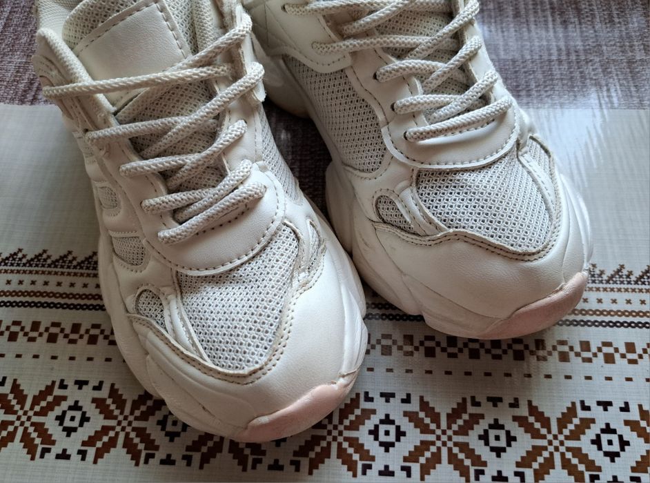 Кросівки для дівчинки 33р