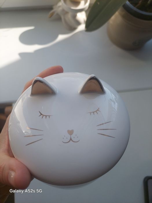 Porcelanowy pojemnik na biżuterię kotek Home & You