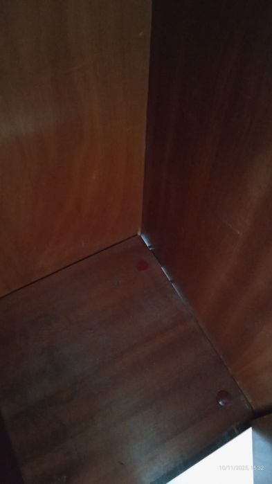 Sprzedam Kredens PRL do lekkiej renowacji. Poznań.