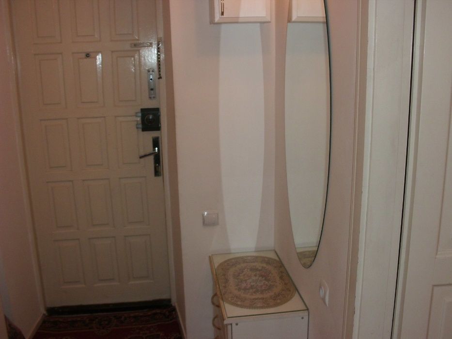 1-но кім. квартира вул.Івасюка 1. 2 поверх