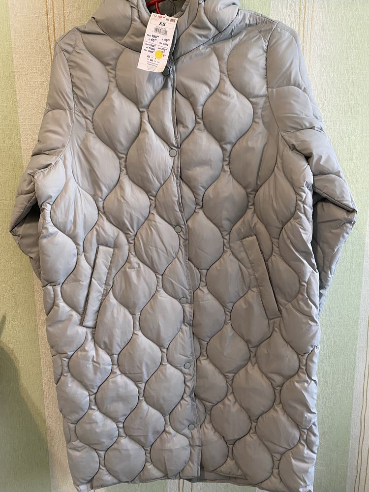 Новая куртка, пальто Reserved XS-M