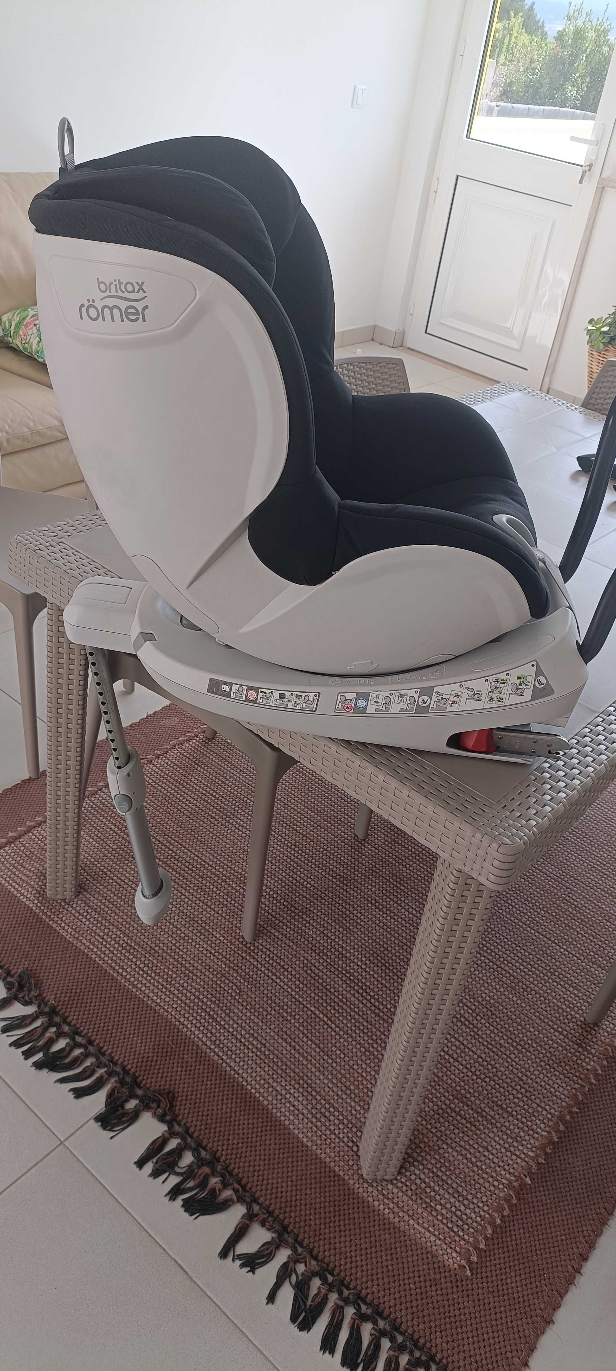 Cadeira auto rotativa Britax Romer