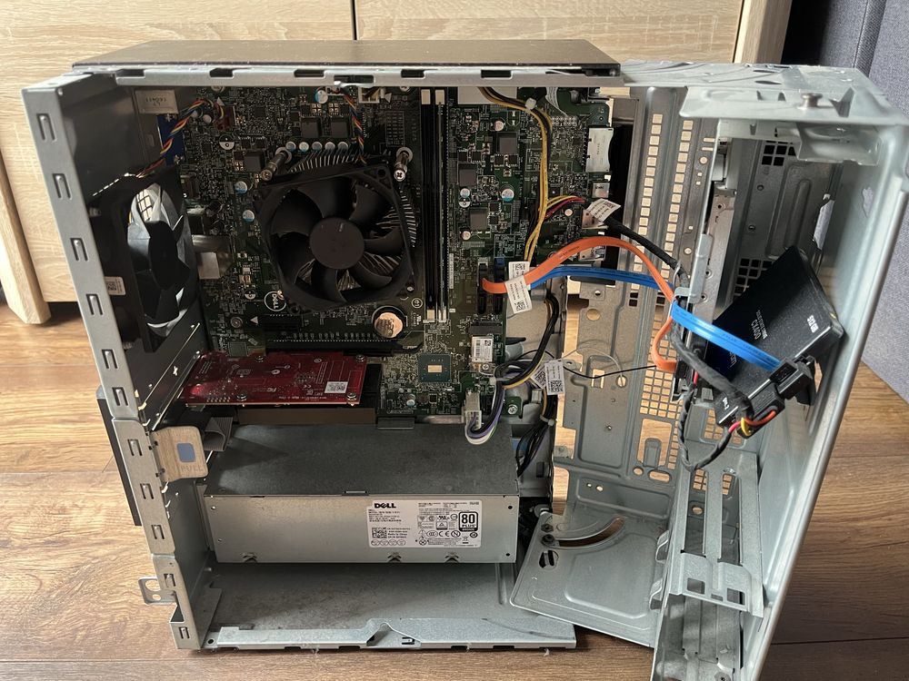 Komputer stacjonarny DELL inspiron