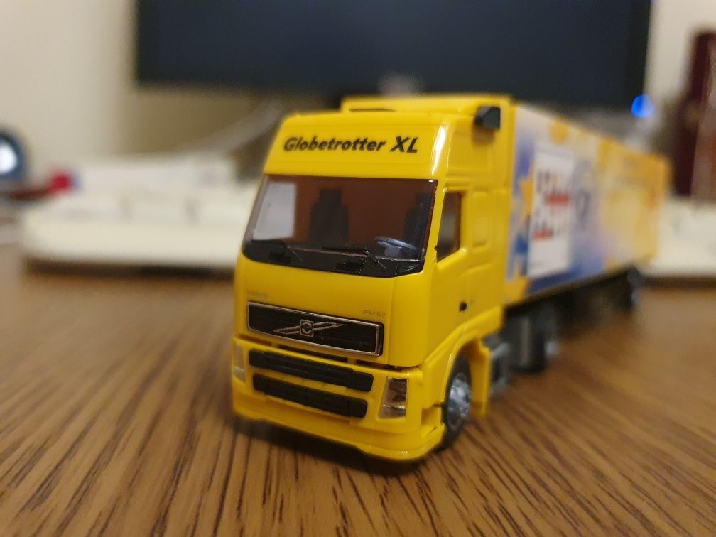 Volvo FH 12 1:87