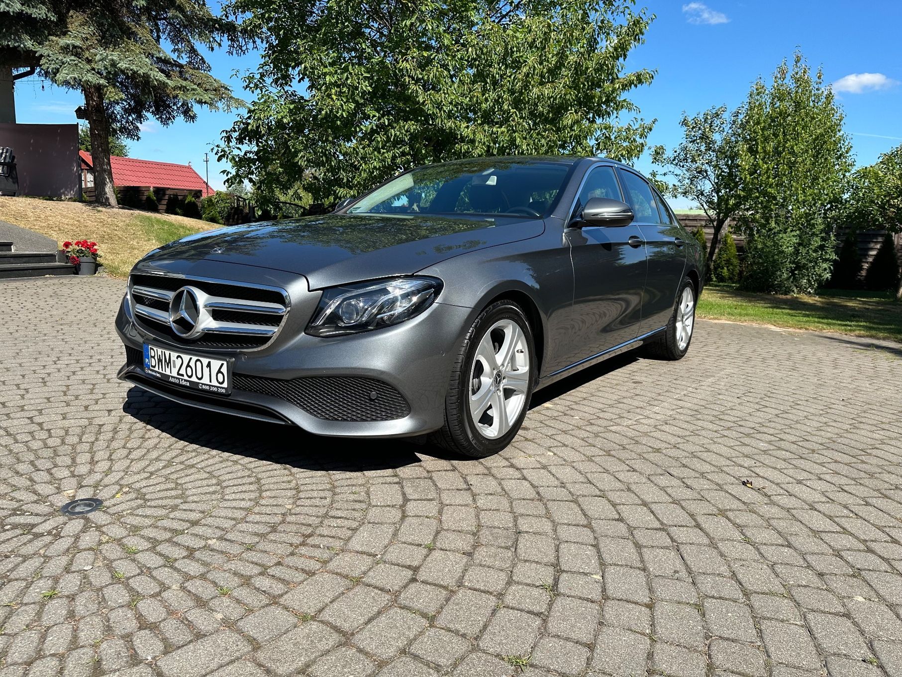 Mercedes-Benz Klasa E Mercedes E220D 4MATIC