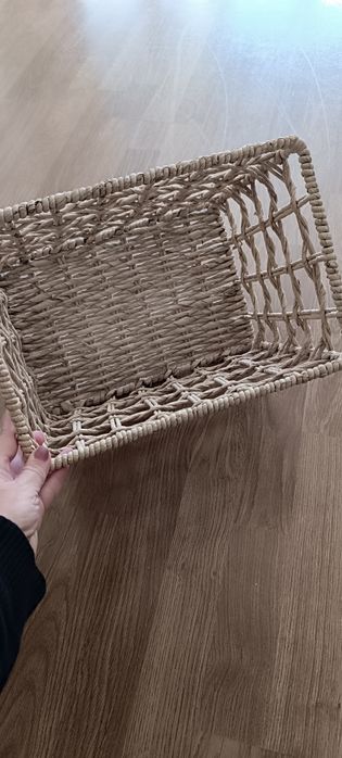 Cesta para livros, usado. Em bom estado