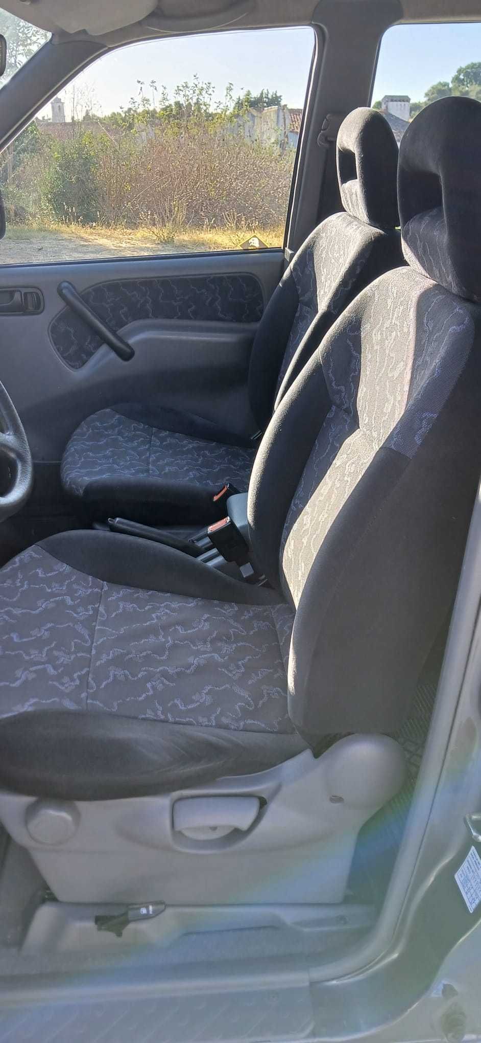 Nissan Terrano II 2.7 TDI
