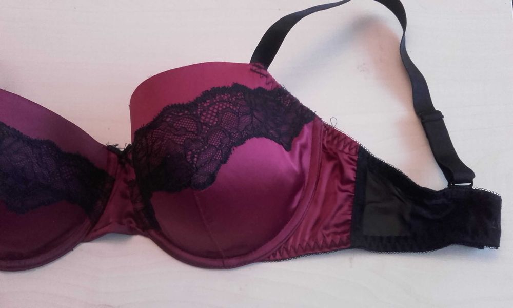 Biustonosz czarno-bordowy,  75E