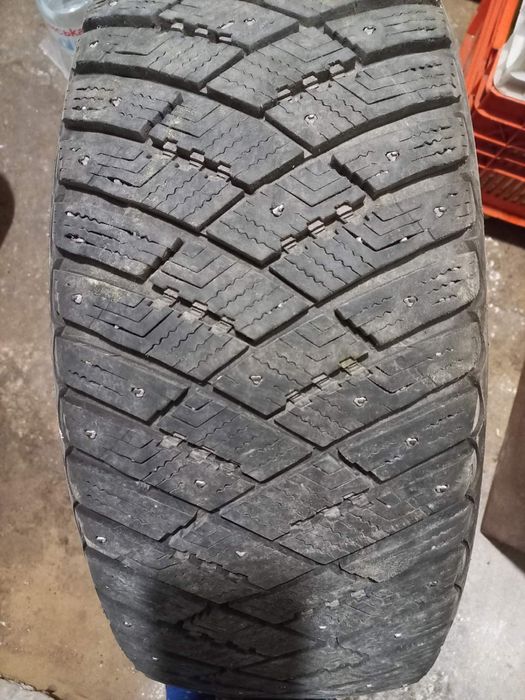 Резина 235/55/18