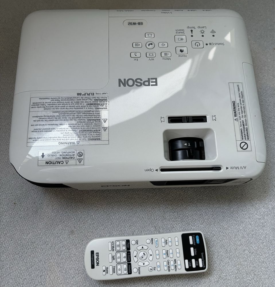 Projetor Epson EB-W32