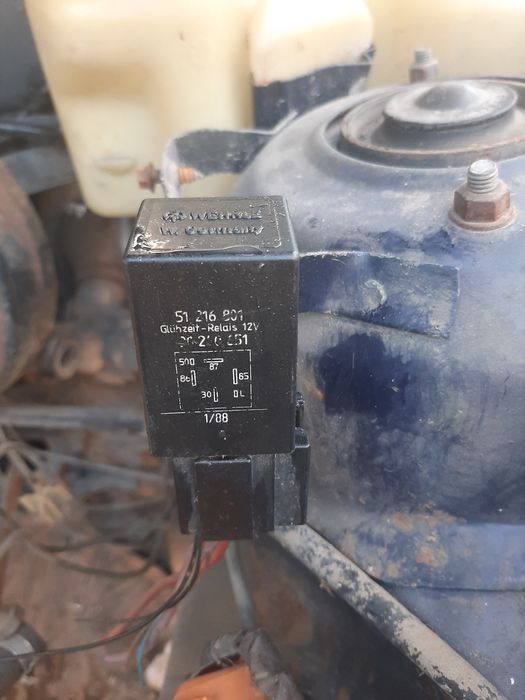 Реле свічок накалу Опель кадет 1.6дизель