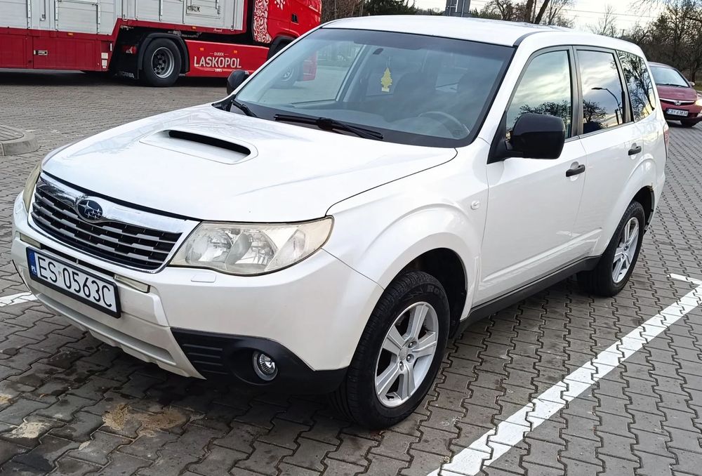 Subaru Forester Subaru Forester 2.0D 150 4X4 2009 uszkodzony silnik