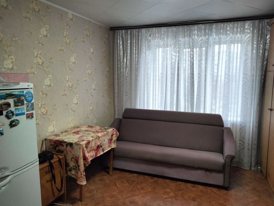 Оренда кімнати в гуртожитку