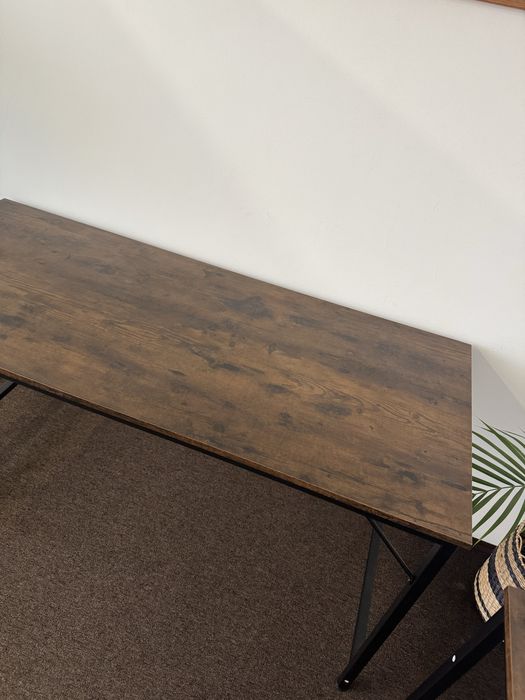 Mesa de escritorio ou quarto nova