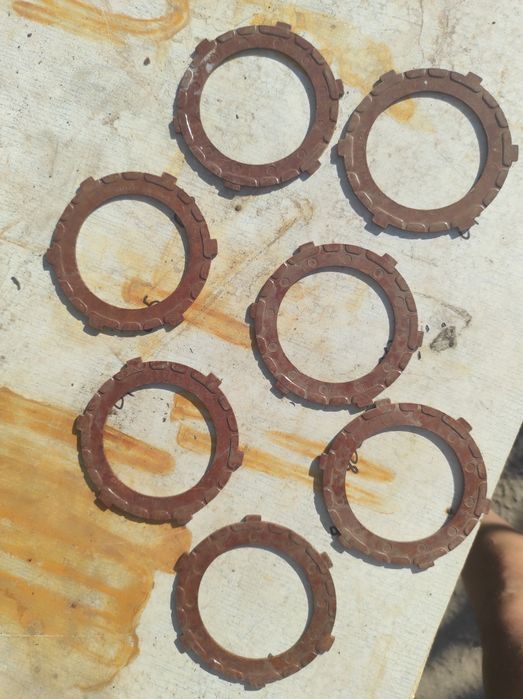 Сухари сцепления мото