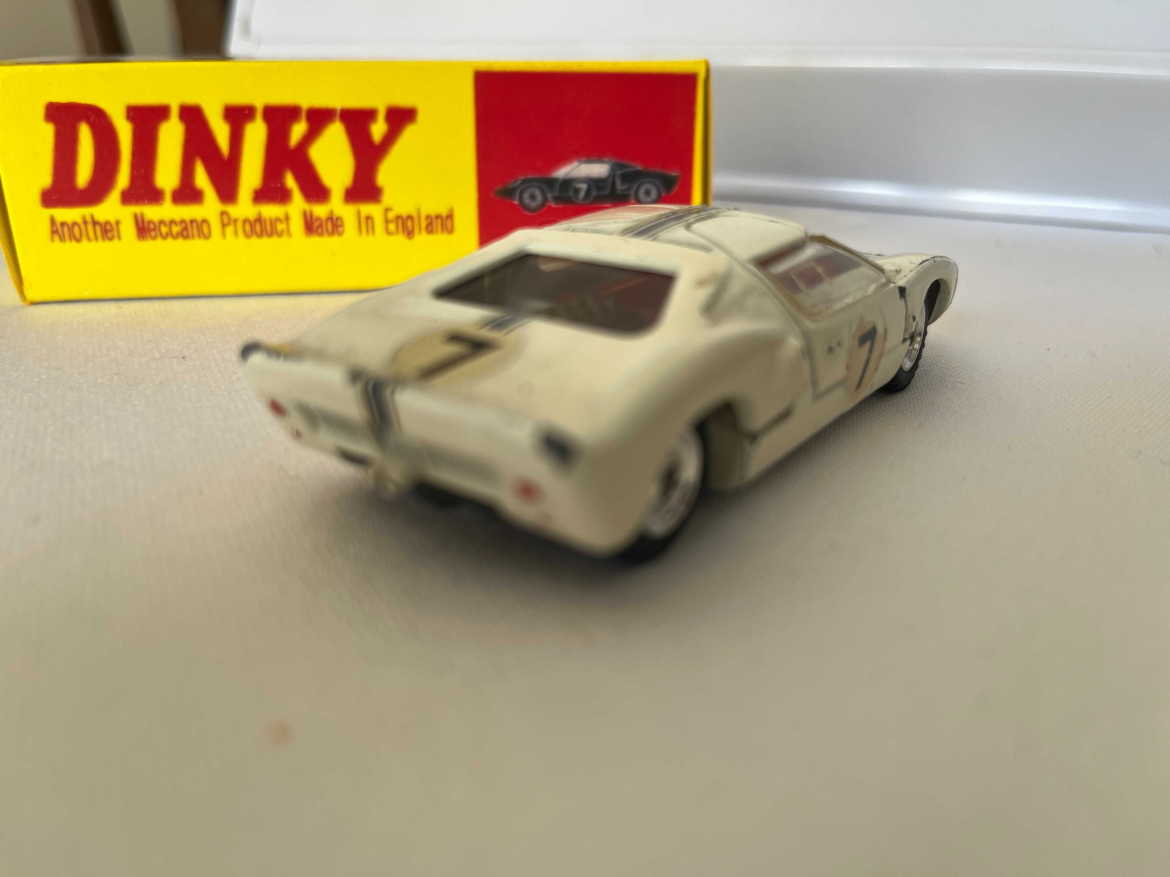 215 Dinky Toys – Ford GT Racing Car (plastic headlights RARO) - 1/43