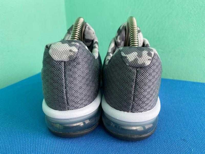 Кросівки Nike Air Max Sequent 2