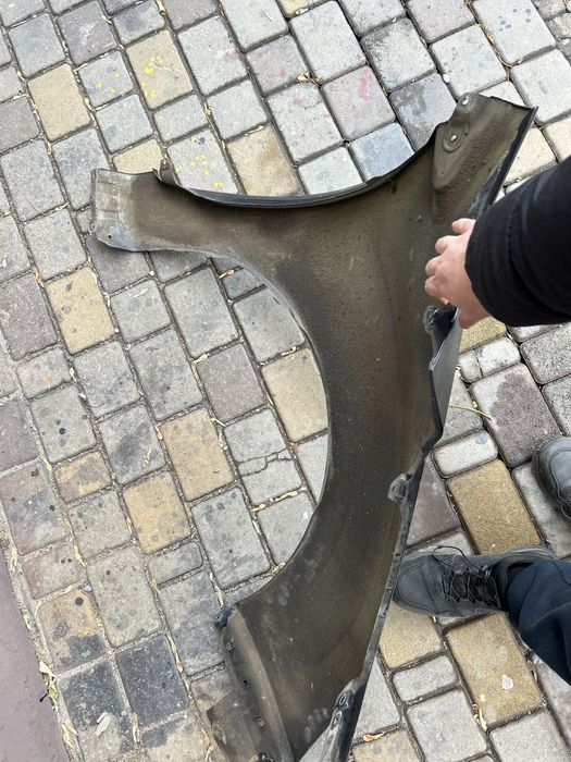 Крыло левое Subaru Impreza 11-16 (Тайвань) б\у