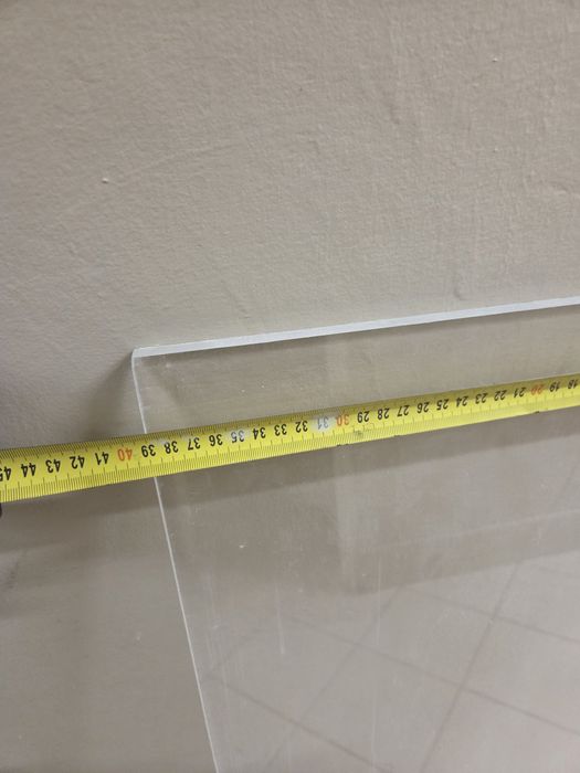 Używane pleksi widoczne ślady użytkowania