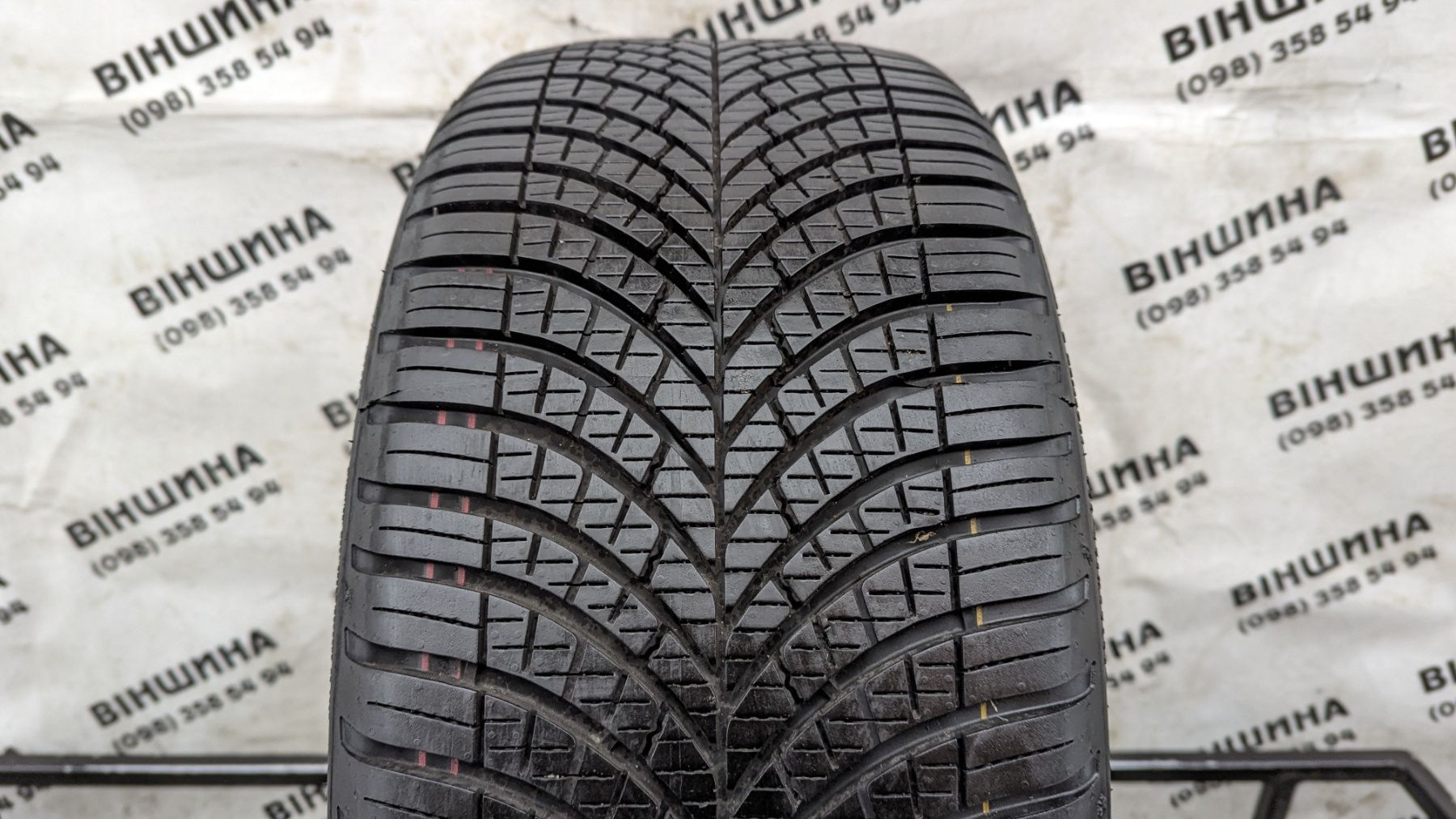 Шина 225/40 R 18 Good Year Vector 4Seasons gen3 Одне колесо Розпаровка