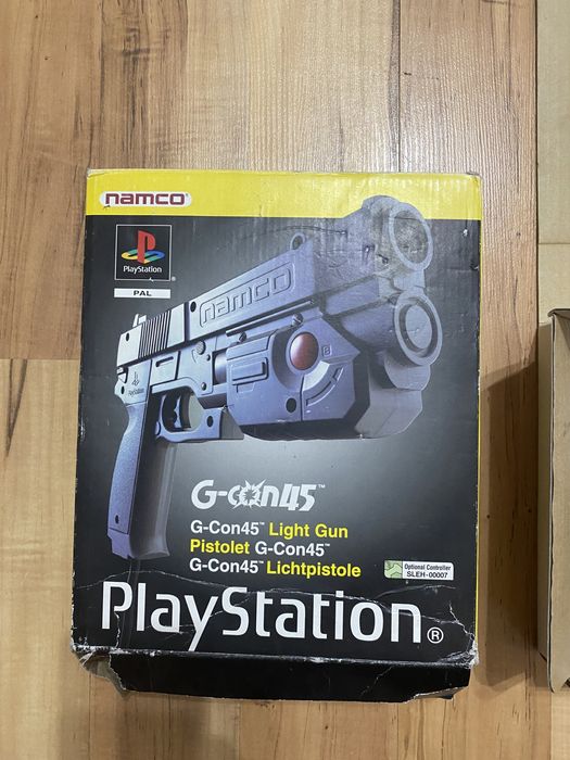 Pistolet G-Con45 PlayStation Namco pistolet