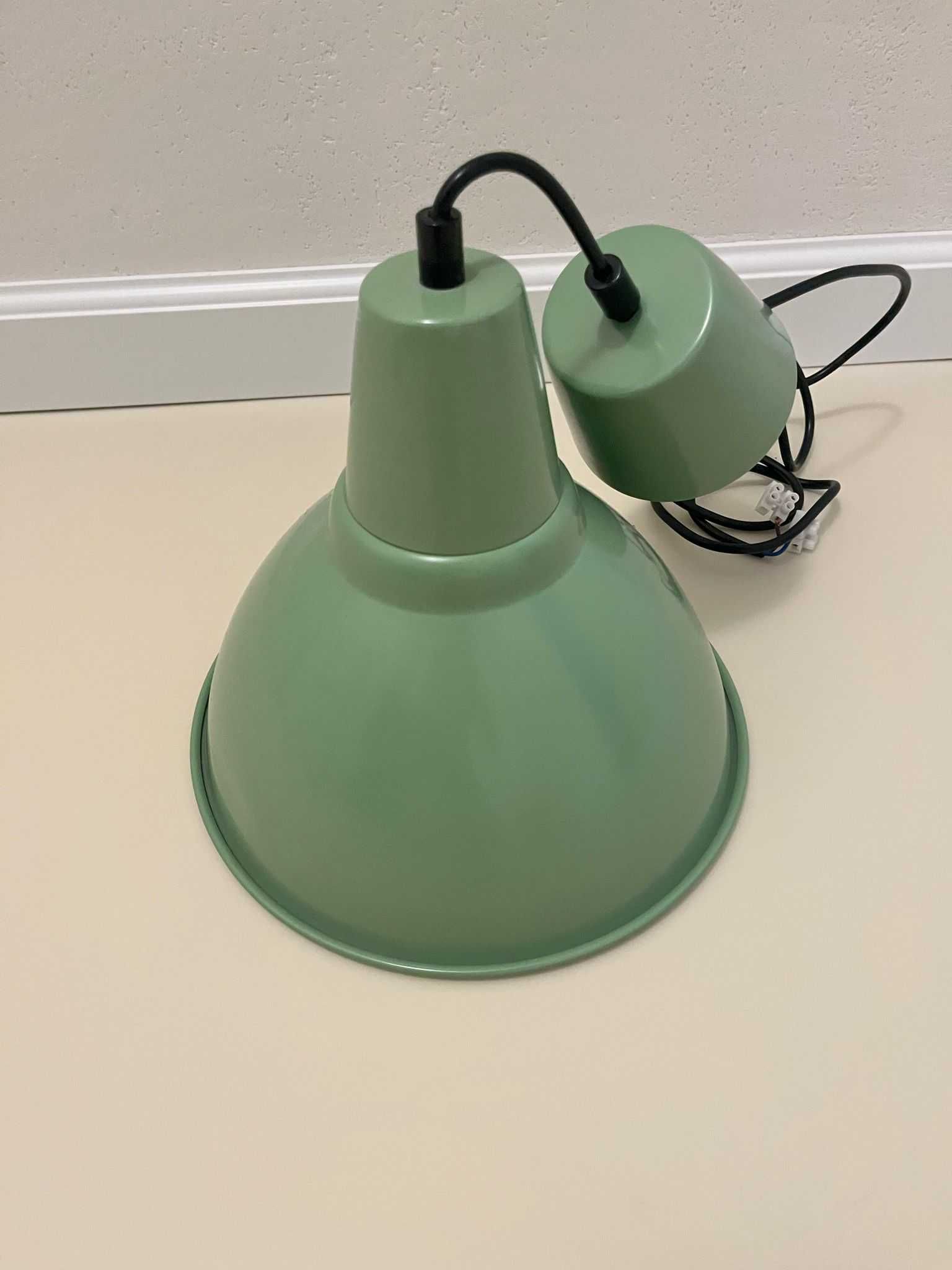 Komplet zielonych lamp z IKEA