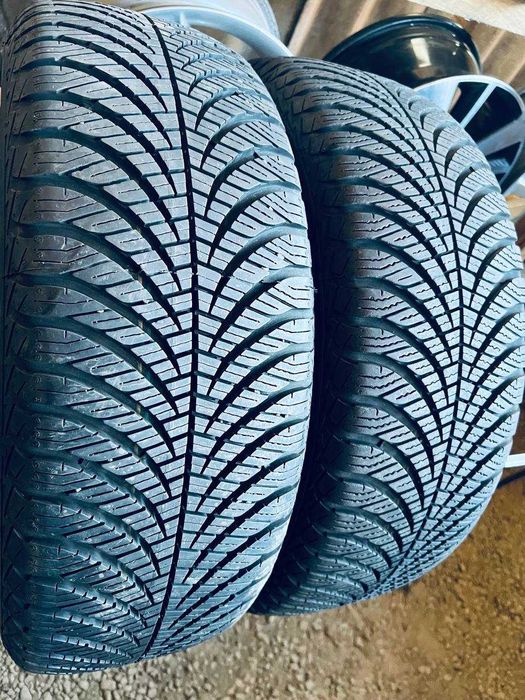 Шини Резина Всесезонні 19Рік 195 60 15 Goodyear Vector4Seasons 2шт