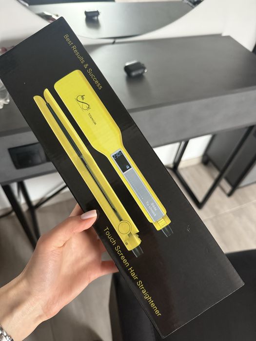 Професійний титановий утюжок/праска для волосся