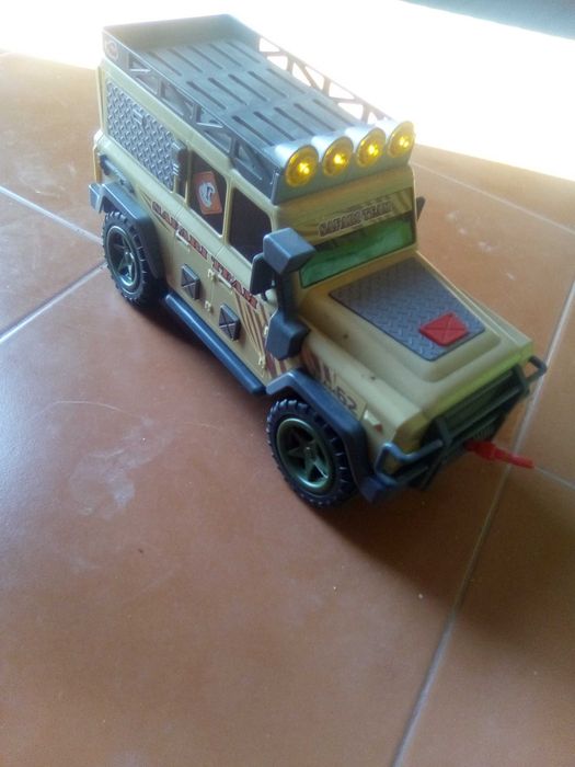 Vários brinquedos a bom preço