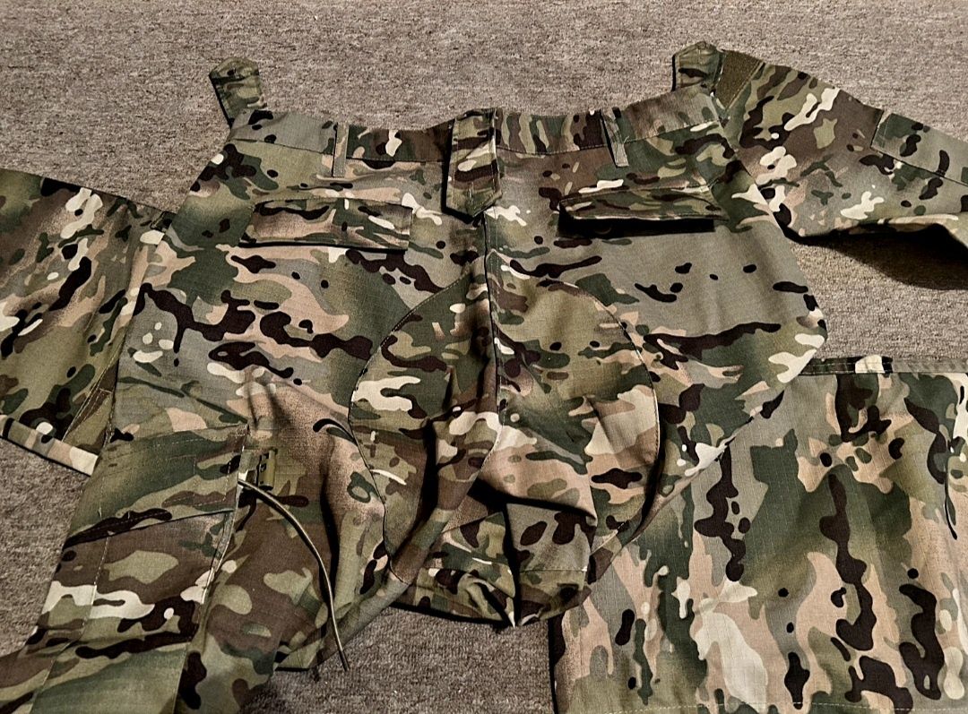 Army combat uniform