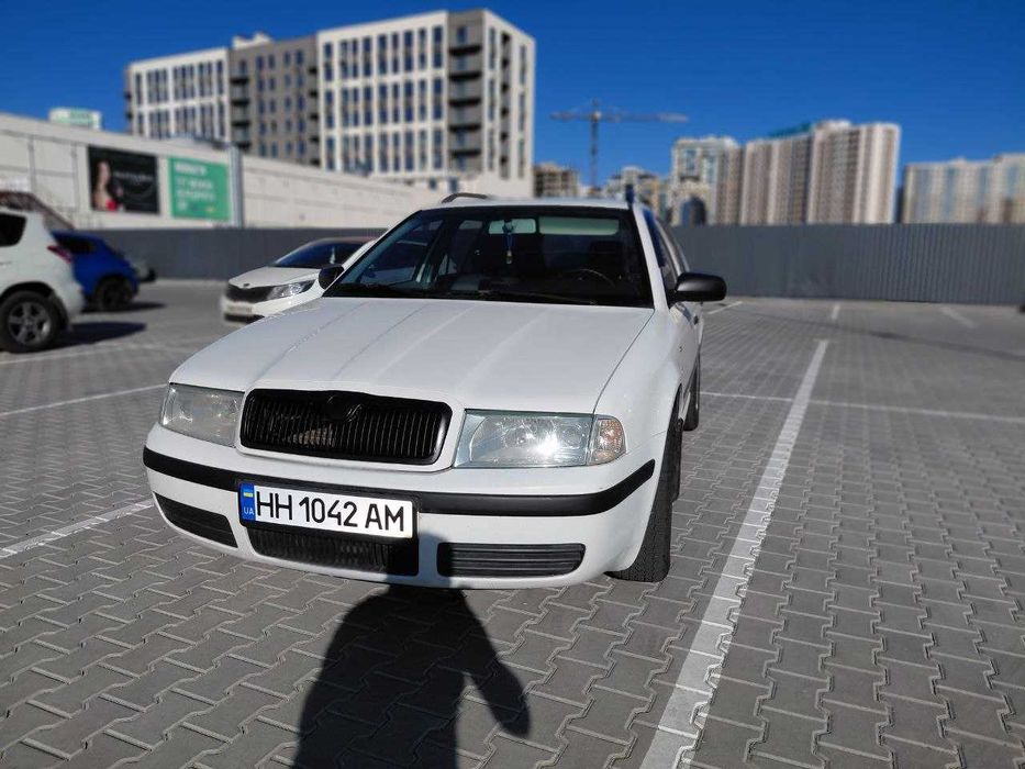 ТЕРМІНОВО   ПРОДАМ  Skoda Octavia tour