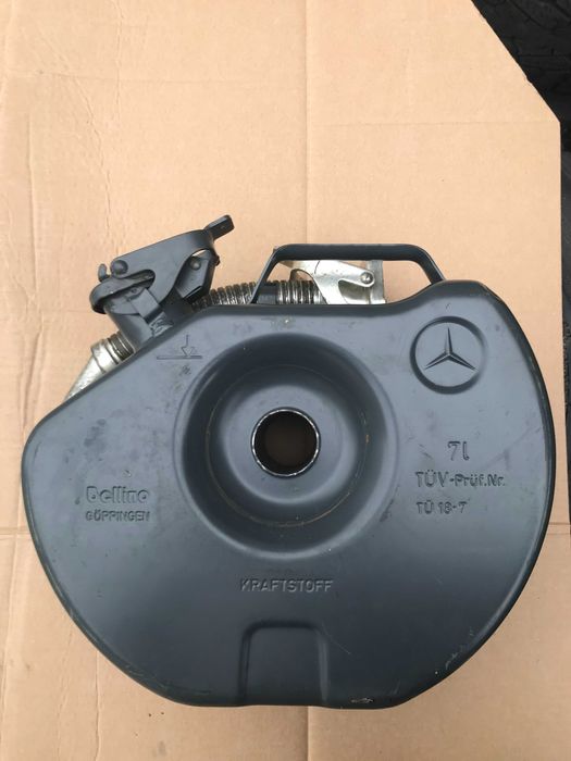 Karnister,Kanister "BELLINO" 7 litrów w koło zapasowe