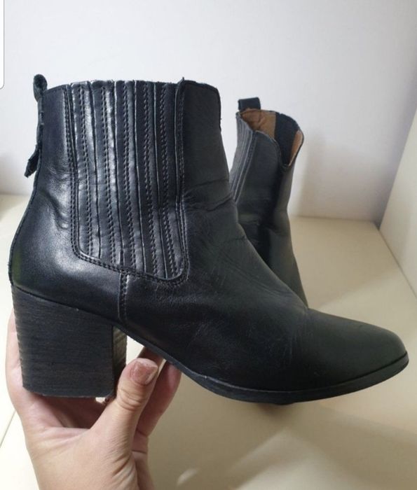 Сапоги кожанные казаки полусапоги 39 размер черевики чоботи