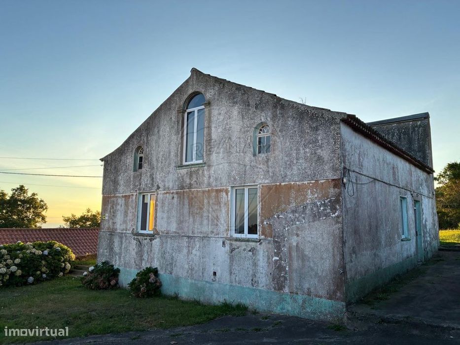 Moradia T2 para venda