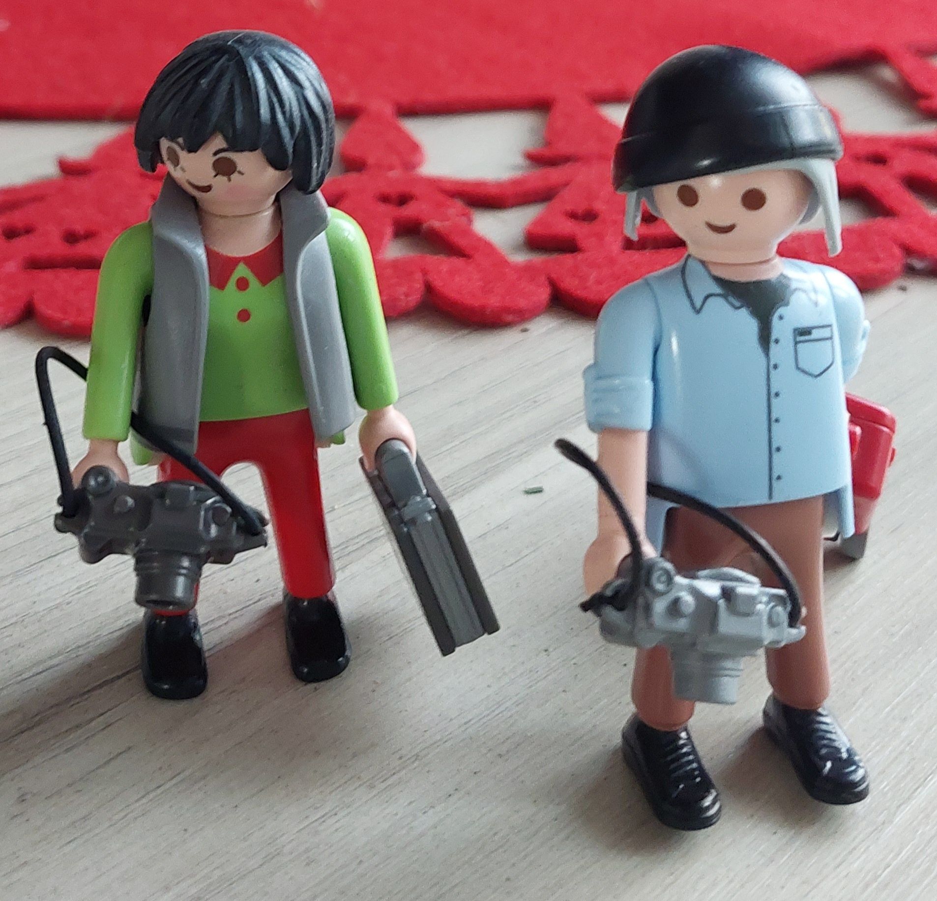 Wielki zestaw Playmobil figurki plus akcesoria I puzzle