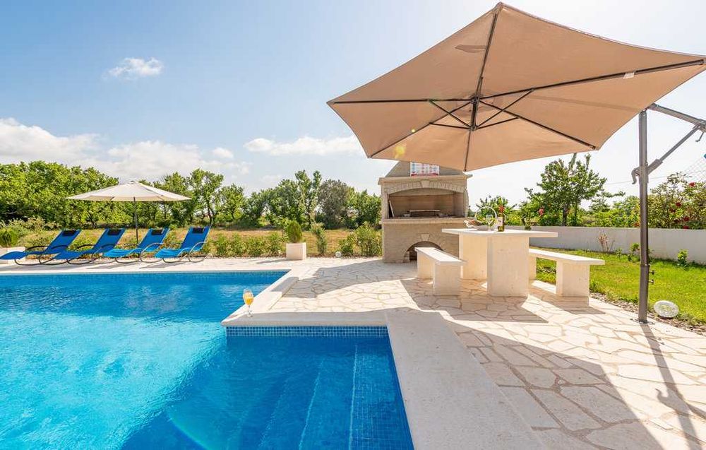 Wakacje 2026, Chorwacja, okolice NIN, dom z basenem dla 10 osób