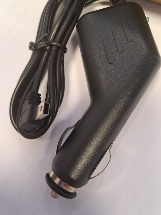 Lote de 12 carregadores isqueiro mini-usb